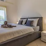 Apartments Rok